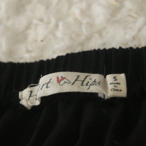 Heart & Hips Off The Shoulder Tunic - Picture 3 of 7